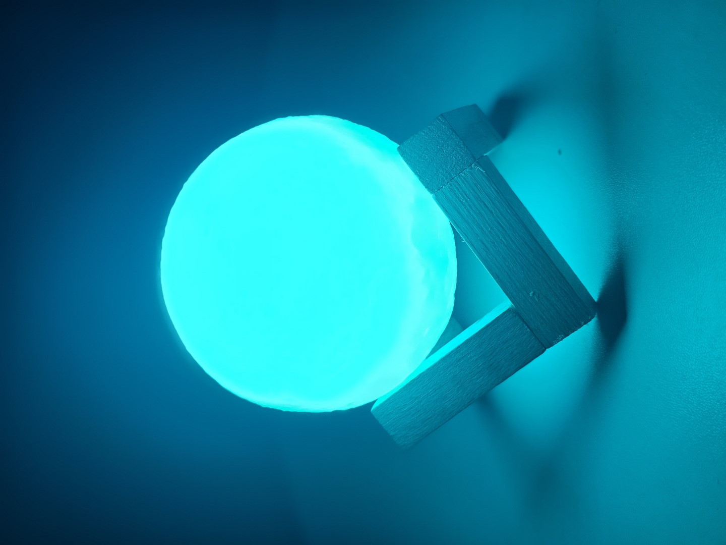 Rechargeable 3D Moon Lamp With Remote 8cm